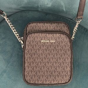 New without tags crossbody bag with silver chain black monogram